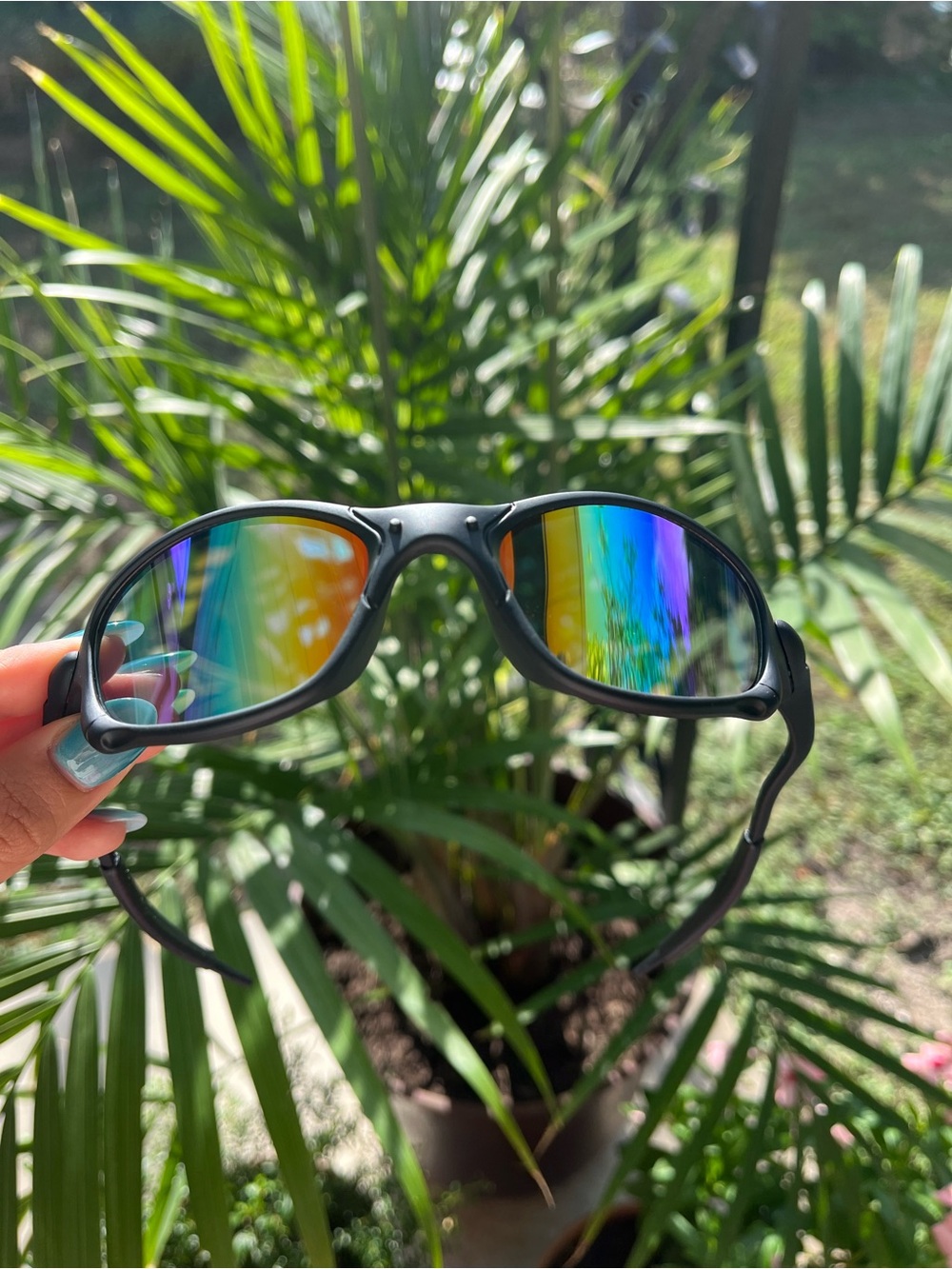 UV 400 Mirrored Sport Sunglasses - Black Frame, Rainbow Lenses Gafas